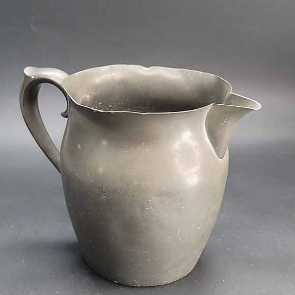 R. H. Macy & Company Pewter Pitcher Vintage Metal Rustic Water Vase CR611 - Picture 5 of 8